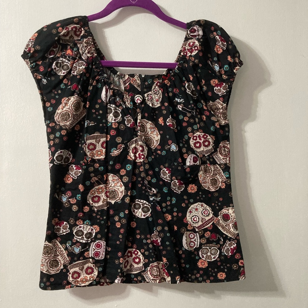 Hell Bunny Skull peasant top